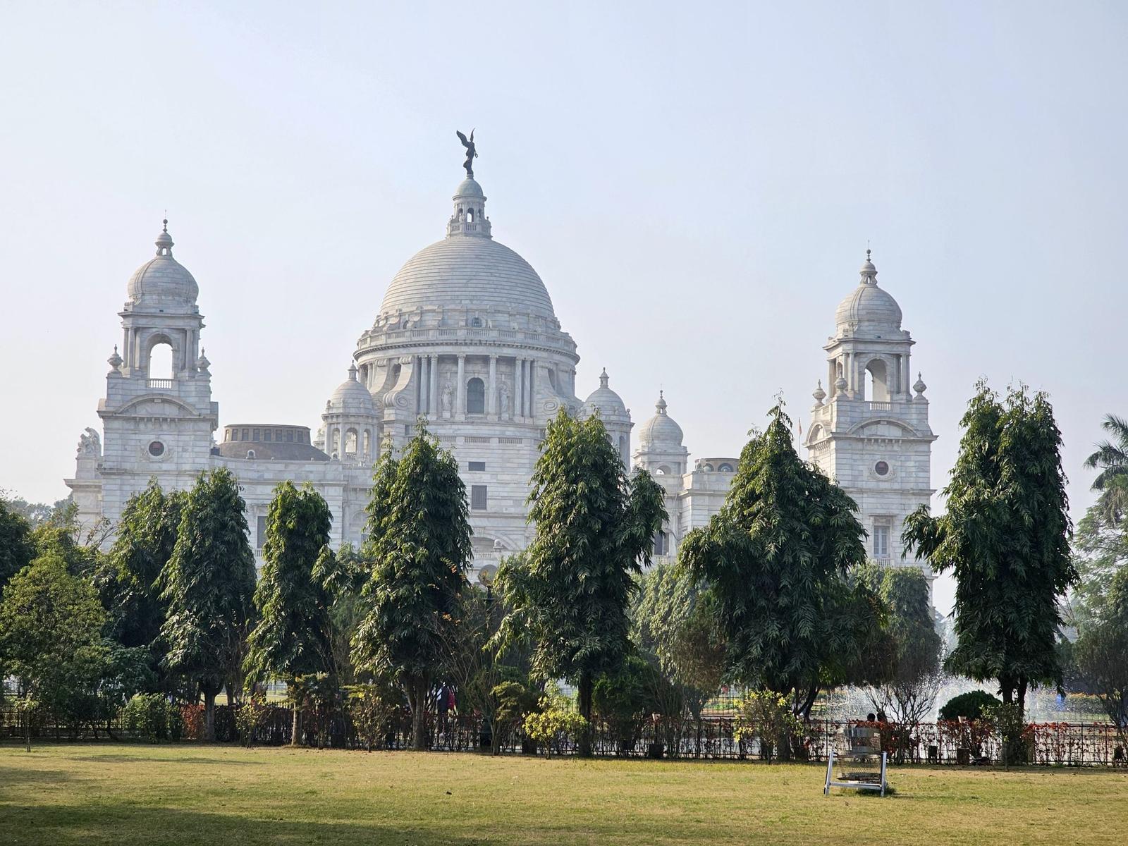 Baranagar's Infrastructure Boom Drives Investment Above Neighboring Suburbs